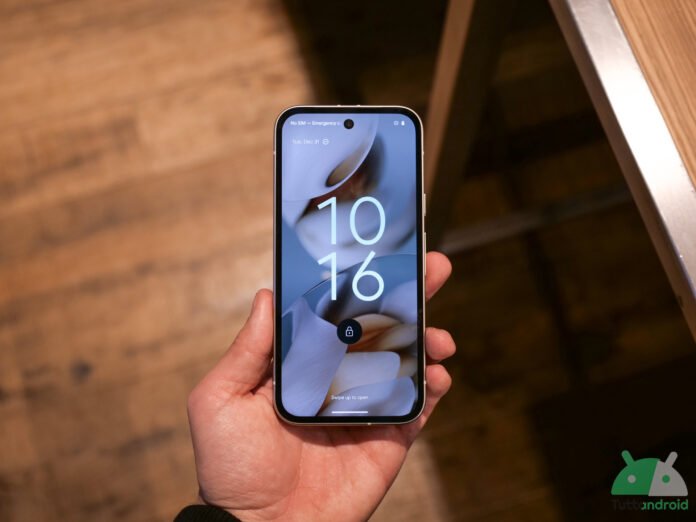 Gemini Space could be Google's response to Samsung Now Bar
