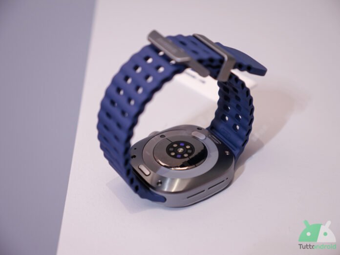 Samsung galaxy watch8 ultra blu 