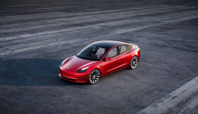 tesla calls more than 125,000 model 3 electric cars for review. what happened