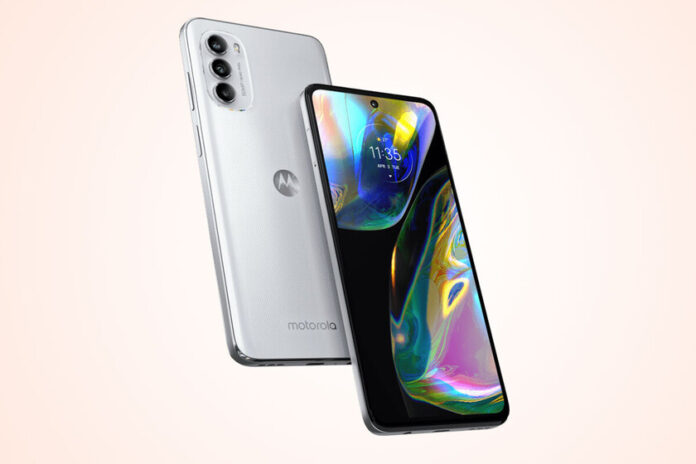 Motorola Moto G82: AMOLED screen, lots of battery and pure Android to gain a foothold in the mid-range
