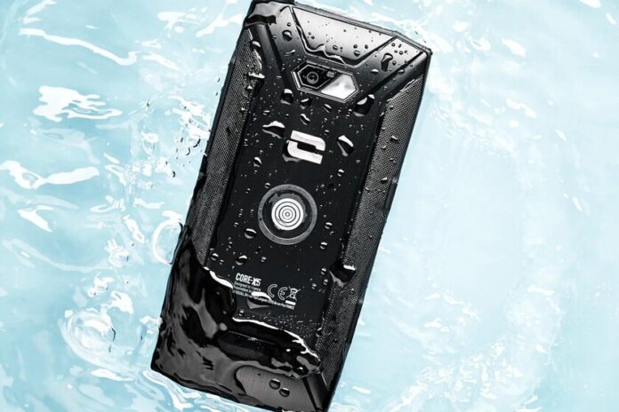Crosscall Core-X5, the new ultra-resistant mobile that can withstand what they throw at it, literally
