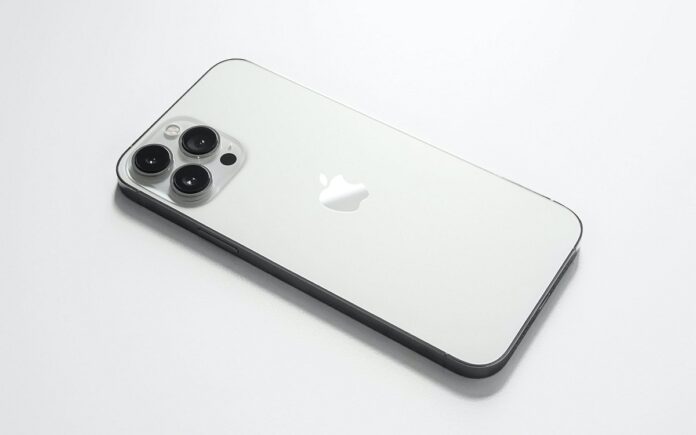 the iphone 13 are the best selling smartphones in the world.jpg
