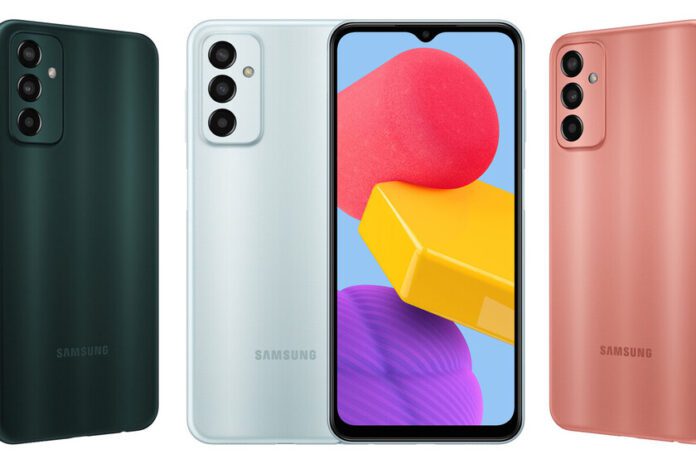 The Samsung Galaxy M13 arrives in Spain with a lot of battery and renewed cameras: price and availability
