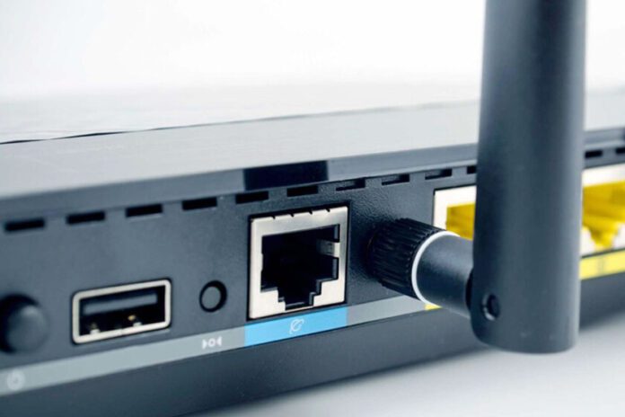 How to take advantage of the USB port of the router: uses and devices that we can connect to get the most out of it
