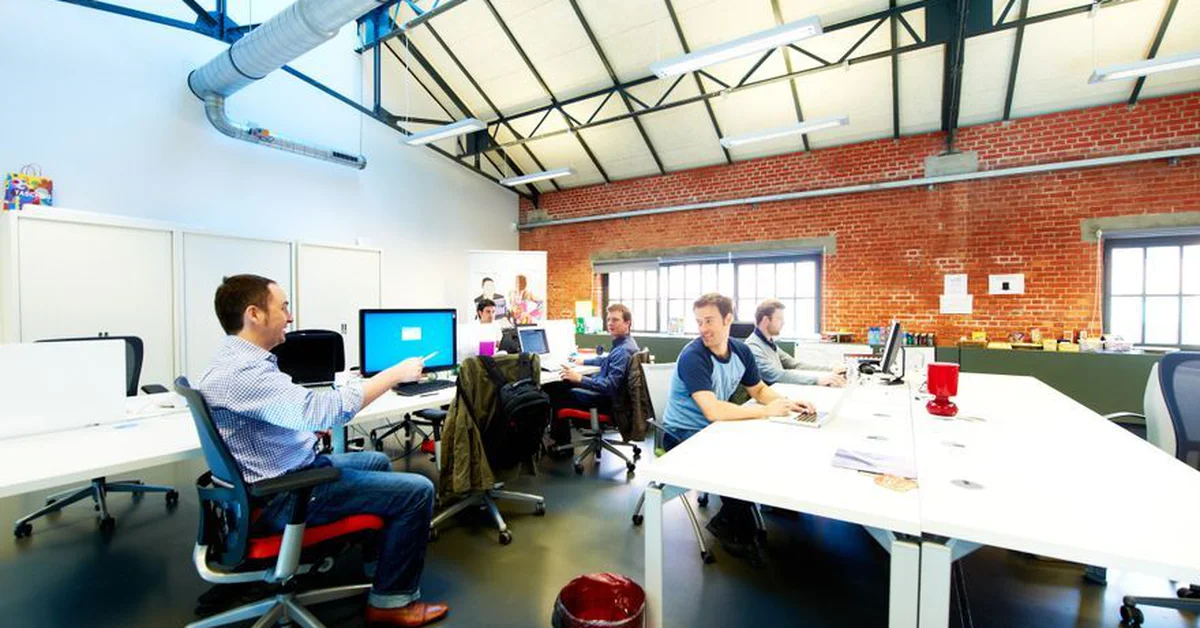 International coworking day: what is it and what technologies are implemented in those offices
