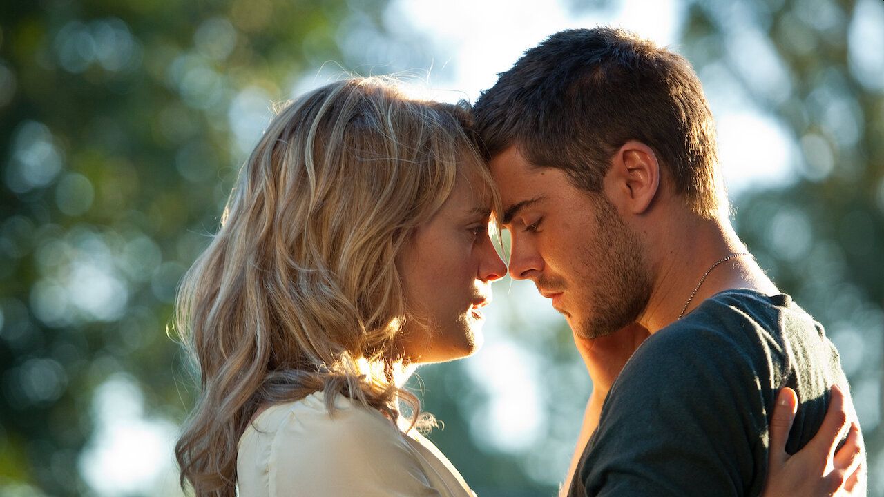 Zac Efron and Taylor Schilling gave life to the protagonists of the remembered romantic tape of 2012. (Netflix)