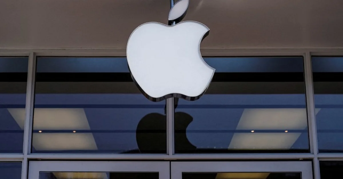 Apple warned of serious security flaws in iPhones, iPads and Macs 

