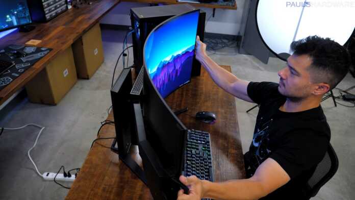 Corsair's new 45-inch flexible monitor aims to revolutionize the category
