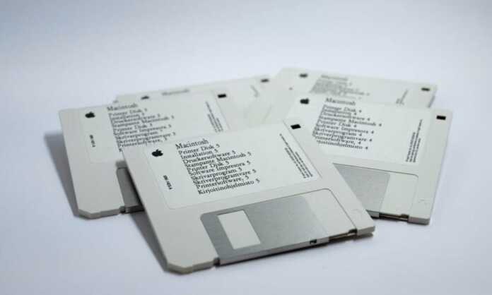 disquetes portada 1000x600.jpg
