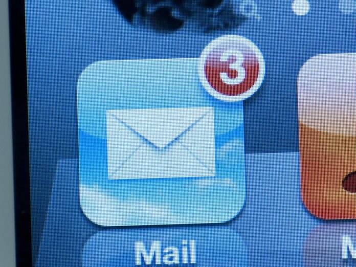 tip save and remove email attachments in apple mail and.jpg