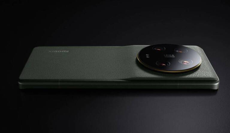The Xiaomi 13 Ultra is now official, this is this powerful mobile with an unlimited camera