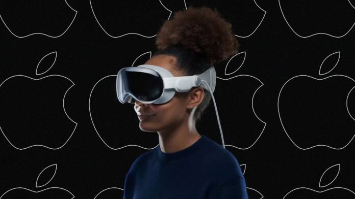 Apple Vision Pro: headset will have Disney Plus content with movies and sports in VR
