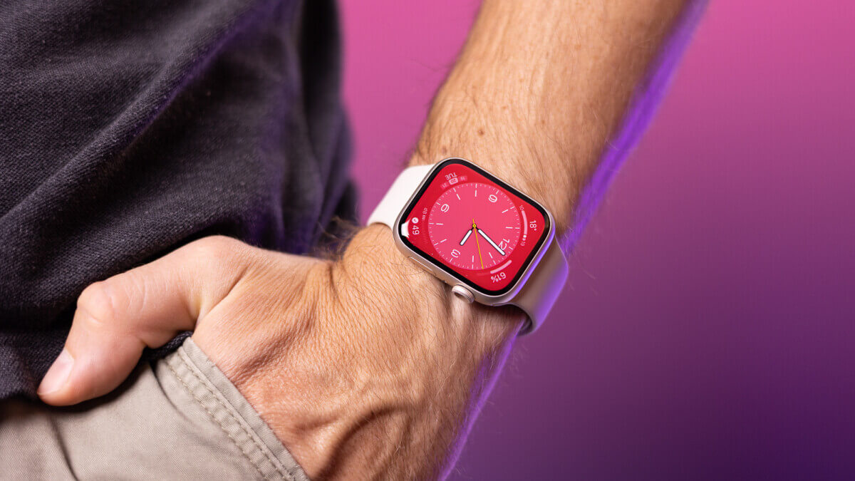 apple plans to release the apple watch series 9 in a new pink color variant