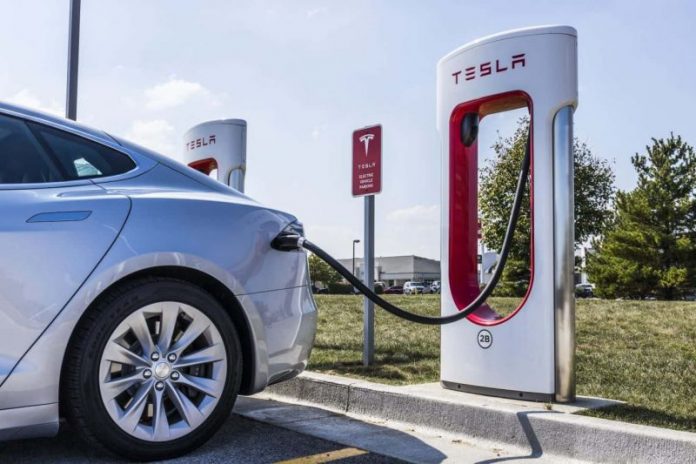 tesla wants to rehire laid off employees from the supercharger team